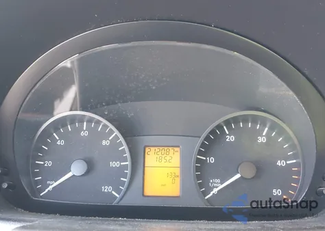 2015 Mercedes-Benz Sprinter 2500 Normal Roof из США, поврежденный, VIN WD3PE7CC1F5947732